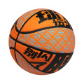 Hochwertiger Basketballball im Freien im Freien